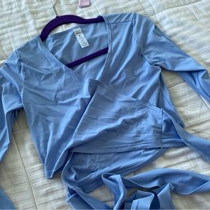 Balance athletica tie top